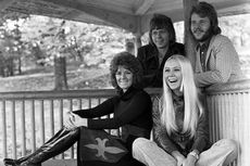 Lirik dan Chord Lagu If It Wasn’t for the Nights - ABBA