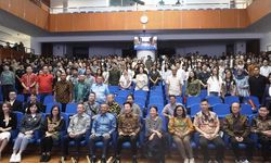 Reuni Akbar Alumni FEB Ukrida 2045: Kreativitas Kunci Pertumbuhan Ekonomi Indonesia