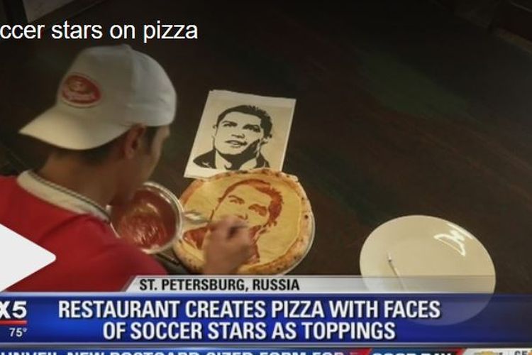 Pizza dengan wajah Ronaldo dan Luis Suarez.