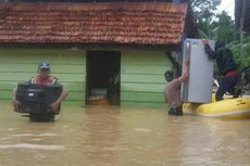 Banjir, Ratusan Warga Konawe Utara Mengungsi di Rumah Bupati 