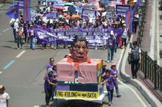 Hari Perempuan Internasional, Duterte Diserbu Unjuk Rasa 