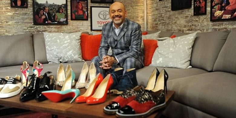 Christian Louboutin bagaikan sebuah nama yang melegenda di dunia fashion footwear.