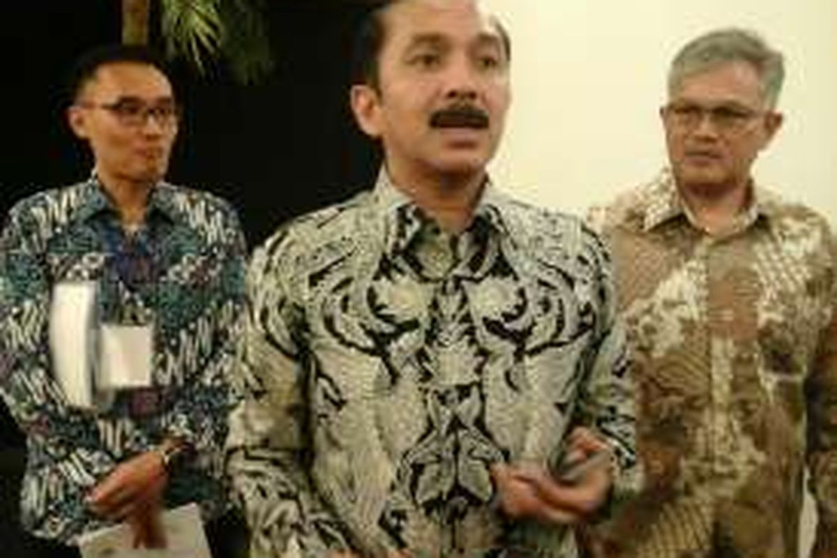 Direktur Keuangan PT ABM Investama Tbk Adrian Erlangga