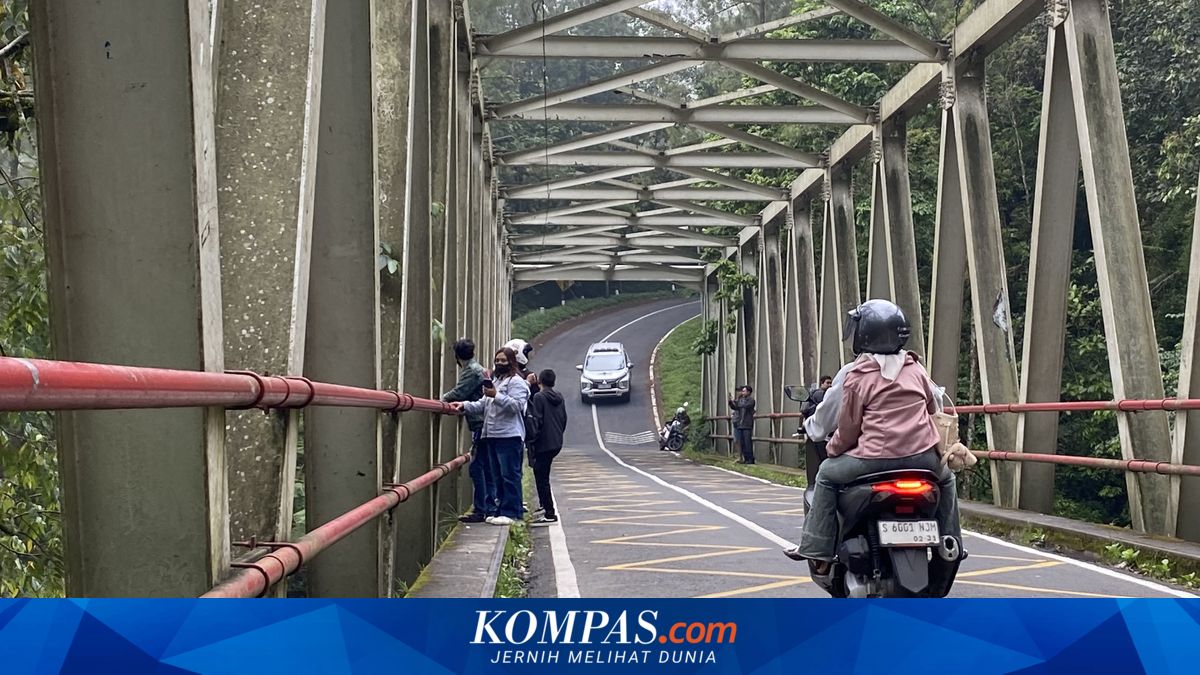 Jalur Pacet-Cangar Ramai Lagi, Jembatan Kembar Kini Dipasangi Pagar Pengaman 2,5 Meter
