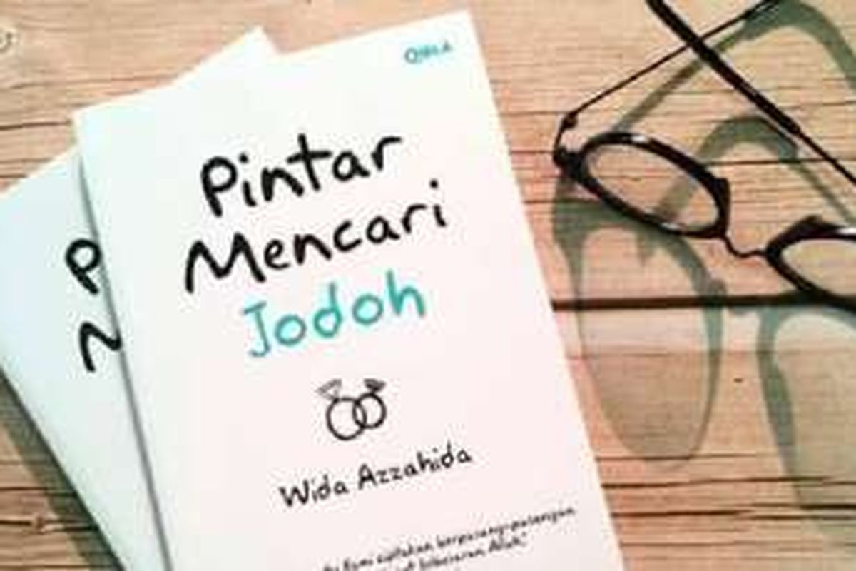 Mencari dan menunggu jodoh adalah sesuatu yang membuat hati seseorang galau. Seseorang bisa meraihnya dengan begitu cepat, dan ada pula yang lambat. 