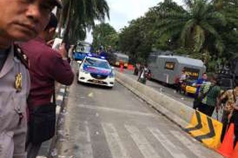 Dikawal Polisi, Bus Transjakarta Kembali Beroperasi sampai Ragunan