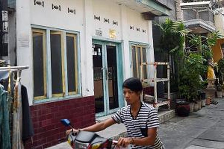 Tampak depan Rumah kelahiran Bung Karno di Jalan Peneleh Gang IV, atau biasa disebut Gang Pandean, Nomor 40, Surabaya, Rabu (12/8/2015).