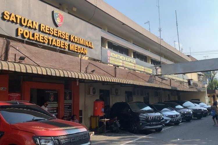 Gedung Satuan Reserse Kriminal Kepolisian Resor Kota Besar Medan, Sumatera Utara.