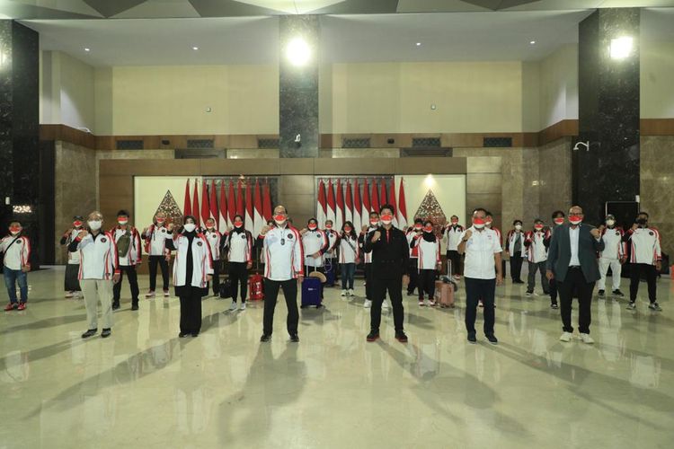 Kontingen Indonesia berangkat ke Tokyo, Jepang, pada Sabtu (17/7/2021) untuk mengikuti Olimpiade Tokyo 2020. Berikut jadwal lengkap Olimpiade Tokyo 2020. 