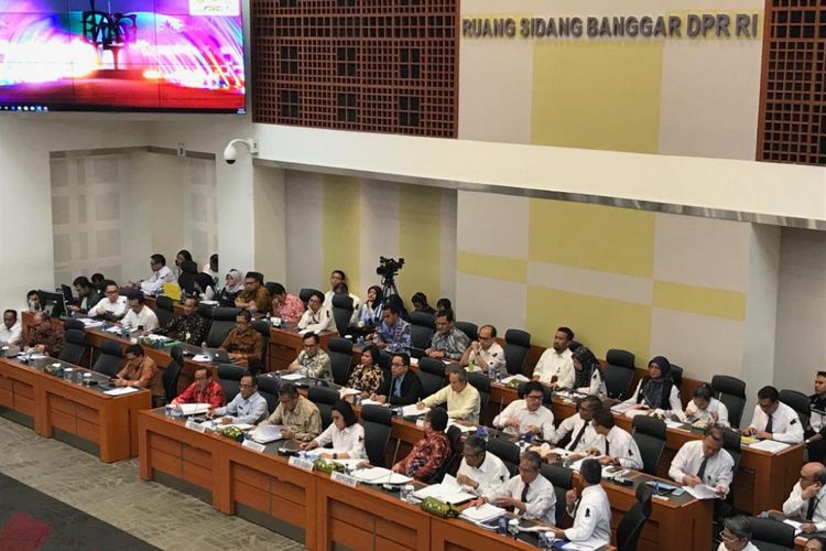 Ilustrasi: Rapat pemerintah bersama Badan Anggaran DPR RI di gedung Nusantara II, DPR RI, Selasa (30/10/2018).