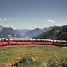 Naik Kereta Panorama Bernina Express di Swiss, Jalurnya Diakui UNESCO 