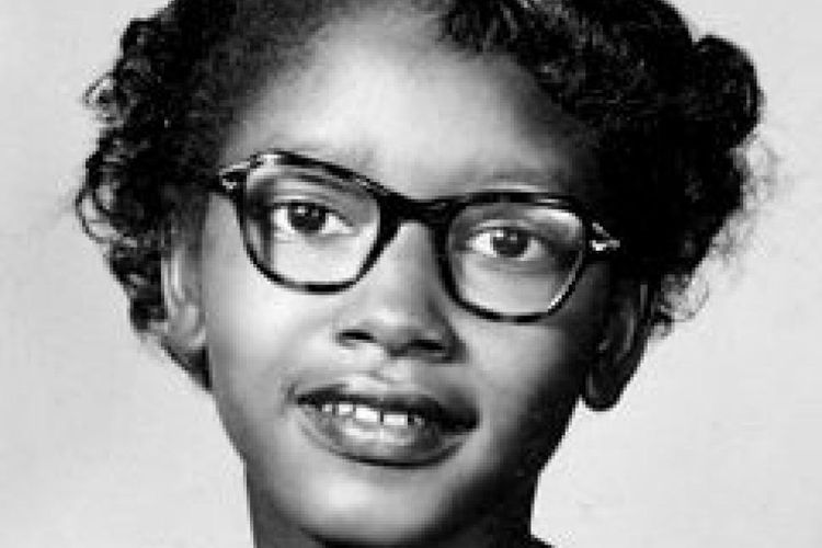 Claudette Colvin, berusia 13 tahun, pada tahun 1953. Pada 2 Maret 1955, dia adalah orang pertama yang ditangkap karena menentang pemisahan ras dalam bus di Montgomery, Alabama.