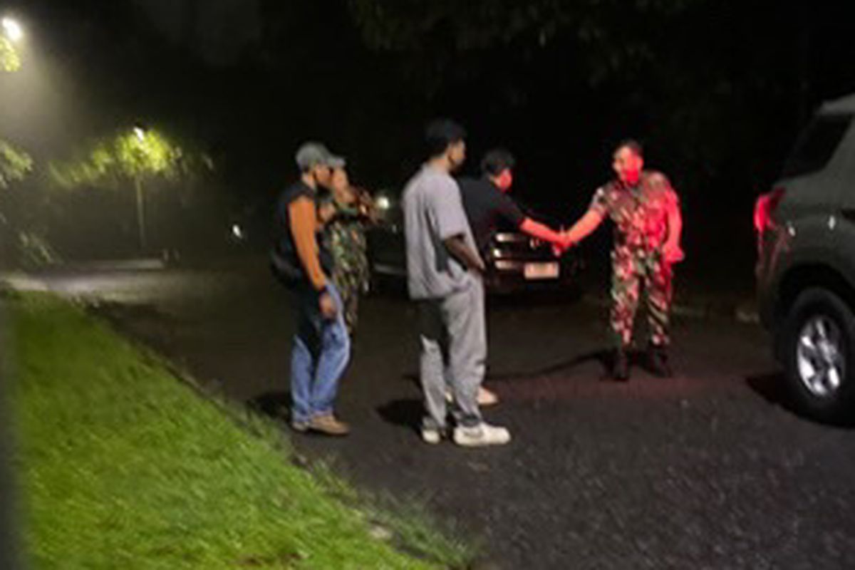 Anggota TNI datangi kampus UI, 16 April 2025. (Dok Instagram @pantauaparat)