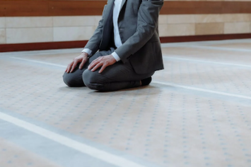 Keutamaan Membaca Doa Setelah Tahiyat Akhir Sebelum Memberi Salam saat Shalat