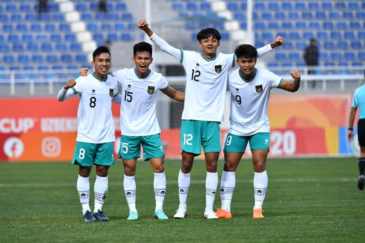 Para pemain timnas U20 Indonesia saat menang 1-0 atas Suriah dalam babak penyisihan Grup A Piala Asia U20 2023 di Stadion Lokomotiv pada Sabtu (4/3/2023). Selanjutnya, timnas U20 Indonesia bakal melawan Uzbekistan di Stadion Istiqlol, Fergana, pada Selasa (7/3/2023). Artikel ini berisi jadwal siaran langsung timnas U20 Indonesia vs Uzbekistan di Piala Asia U20 2023.