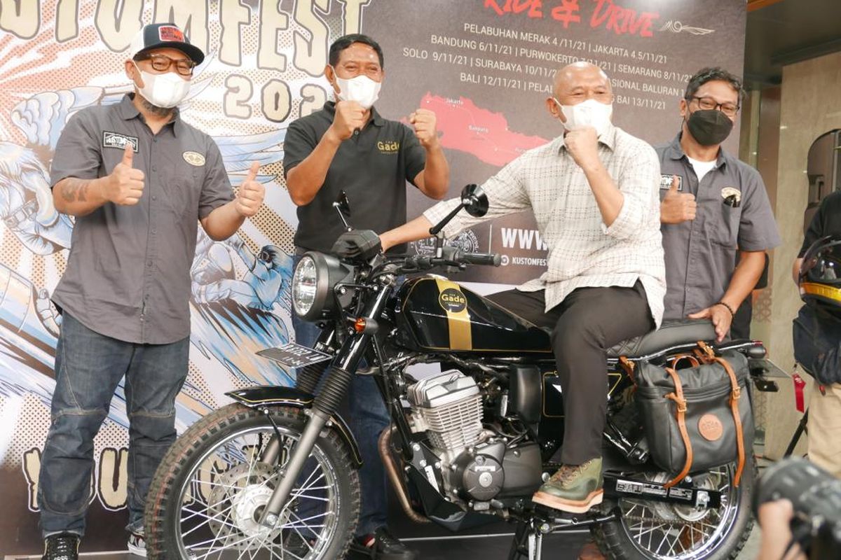 Pegadaian meluncurkan motor custom bernama The Gade ST150.