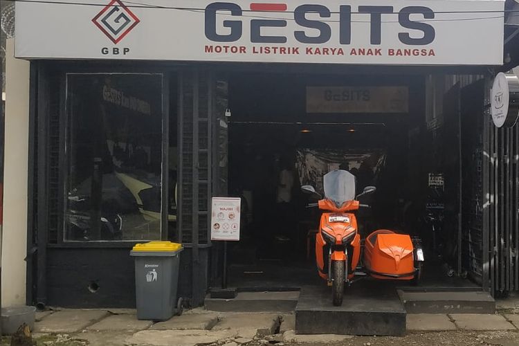 Dealer Gesits di H. Nawi Jakarta Selatan