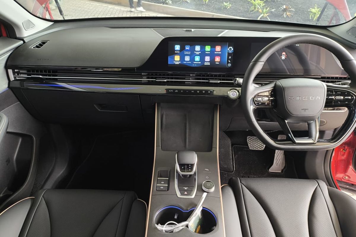 Desain interior Chery C5