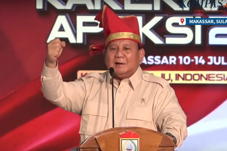 Prabowo Subianto dalam acara Apeksi 2023 di Makassar.