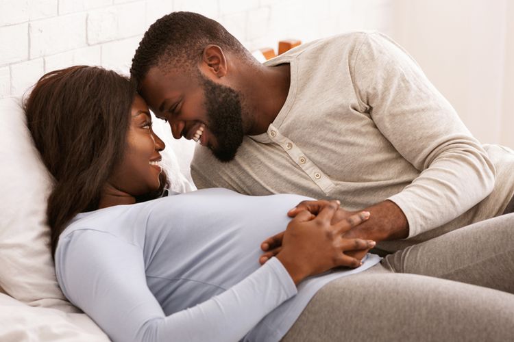 Bagi sebagian wanita, orgasme saat hamil mungkin tidak terlalu terpikir di benak mereka.