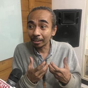 Direktur Monitoring Komite Independen Pemantau Pemilu (KIPP) Jojo Rohi di Kantor Indonesia Corruption Watch (ICW), Jakarta Selatan, Kamis (21/2/2019).