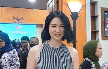 Laura Basuki Syuting Film "24 Jam Bersama Gaspar" Berbarengan ...