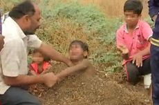 Orangtua di India Kubur Anak Mereka dalam "Ritual Penyembuhan"