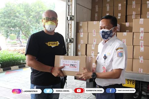 Dapat Donasi 300 Paket Sembako, Pemkot Jaksel Langsung Salurkan ke PKL