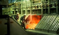 MIND ID Dorong Inalum dan Antam Selesaikan Pembangunan Pabrik Smelter di Kalbar