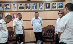 Kadin Sultra Bersama Kemenkumham Fasilitasi Pelaku UMKM Cetak Izin Perusahaan Perseorangan