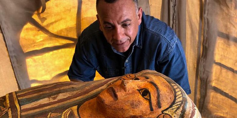 Egypt finds 14 ancient 2,500 year old coffins, this is what they looked like … Page all