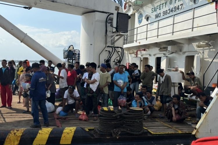Harta Ludes Terbakar di KMP Mutiara Sentosa 2, Jadang Pasrah Hanya Terima Kompensasi Tiket Rp 2 Juta