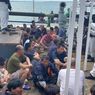 BERITA FOTO: Detik-detik TNI Selamatkan 22 WNI di Kapal China di Perairan Kepri, Ada Jasad di Freezer 