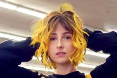 Lirik dan Chord Lagu Crush - Tessa Violet