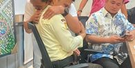 Momen Satpam Bundaran HI Berpelukan dengan Polisi Sopir Alphard Usai Berdamai