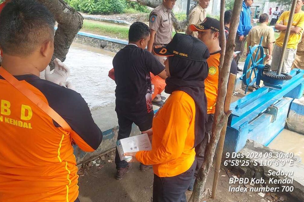 Mayat Bayi Ditemukan Mengapung di Sungai Semoyo Kendal