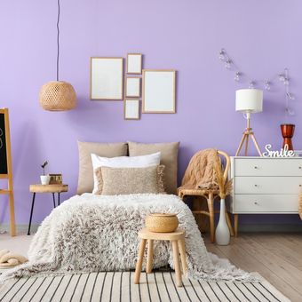 ilustrasi perpaduan warna lavender dengan warna netral