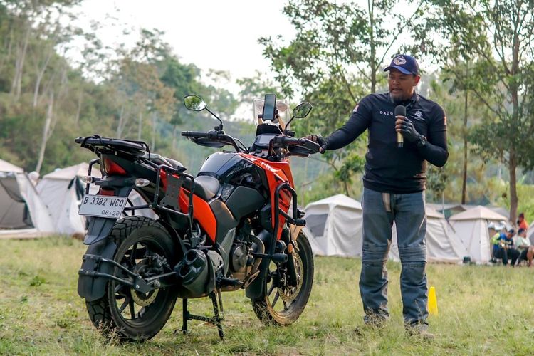 Komunitas V-Strom Indonesia Owners.