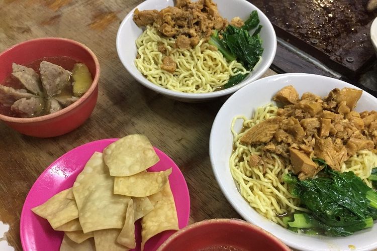 Mie ayam dan Bakso Wong Ndeso