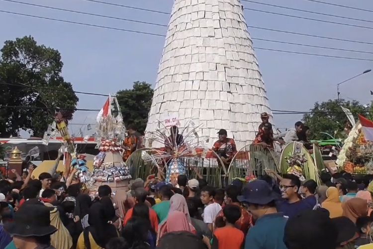 Sedekah bumi untuk sambut Ramdan, di Sidoarjo, Minggu (3/3/2024).