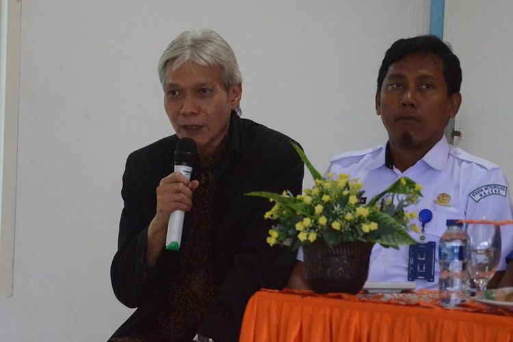 Cart Otto dari PT. Gurita Lintas Samudera selaku perusahaan dari kapal MV. Nur Allya dalam keterangan persnya di kantor Basarnas Ternate, Maluku Utara, Rabu (04/09/2019)