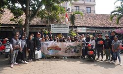 BSI Maslahat Bersama Vespa GT Club ID Berbagi Warteg Mobile 