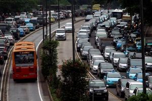 Sering Kena Macet Bisa Bikin Baterai Hybrid Cepat Drop?