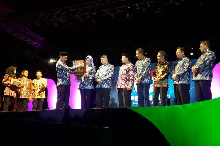 Sejumlah wali kota yang tergabung dalam Apeksi saat welcome dinner di Kota Malang, Selasa (18/7/2017)