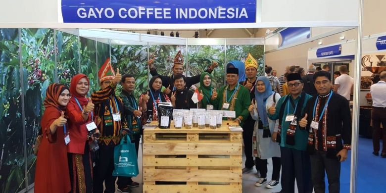 Delegasi Aceh untuk promosi Kopi Gayo di World of Coffee Expo di Budapest, Hungaria.