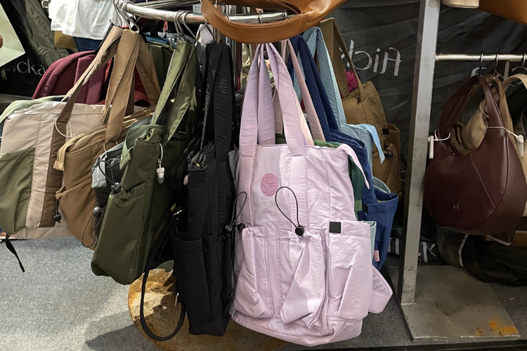 Koleksi Tas Flicka di Glamlocal, Indonesia Women Fest 2026
