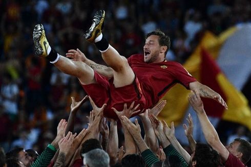 Mengenang Laga Terakhir Pesepak Bola Loyal Francesco Totti