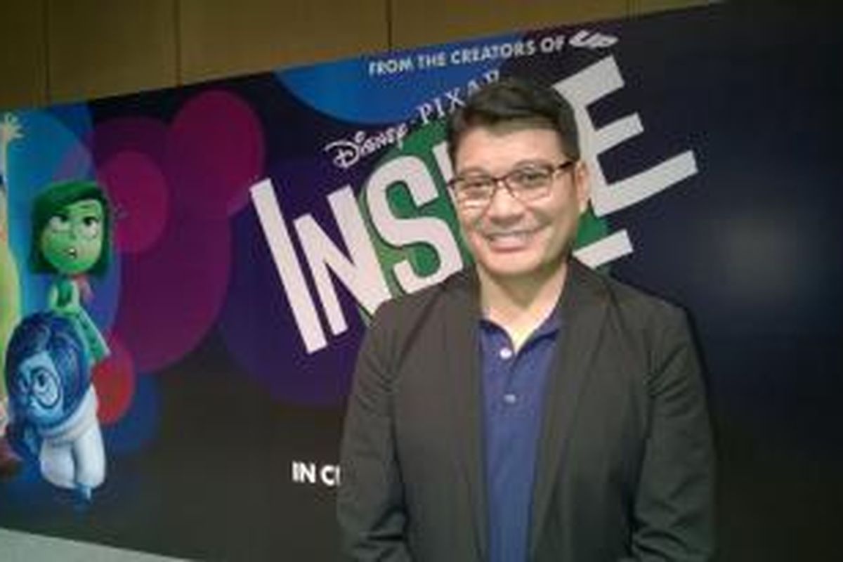 Co Director film Inside Out, Ronnie del Carmen, diabadikan usai jumpa pers film Inside Out di Ballroom Djakarta Theater XXI, Rabu (5/8/2015).