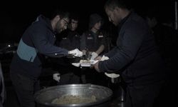 Dompet Dhuafa dan PLN Indonesia Power Salurkan 350 Porsi Makanan untuk Penyintas Gempa Turkiye