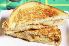 Resep Sandwich Pisang Kue Keranjang untuk Imlek, Pakai Roti Tawar Sisa